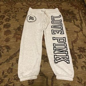 Like new condition Victoria’s Secret Pink sweatpants💕